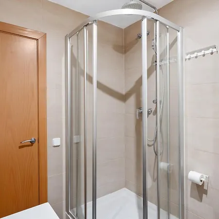 Recently Renovated 2 Bedroom In Eixample Barcelona