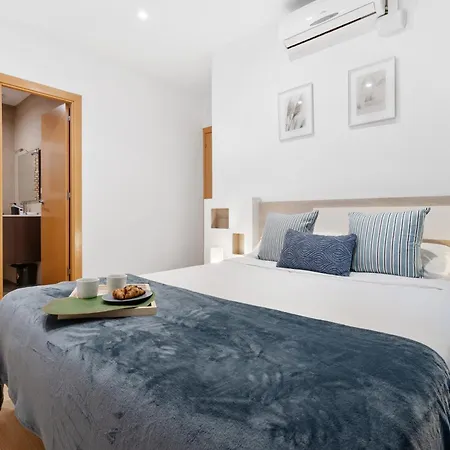 Recently Renovated 2 Bedroom In Eixample