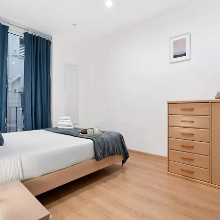 Recently Renovated 2 Bedroom In Eixample Apartamento *